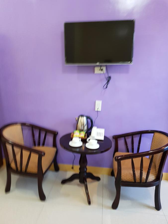 Eduardo'S Resort Calapan Ngoại thất bức ảnh
