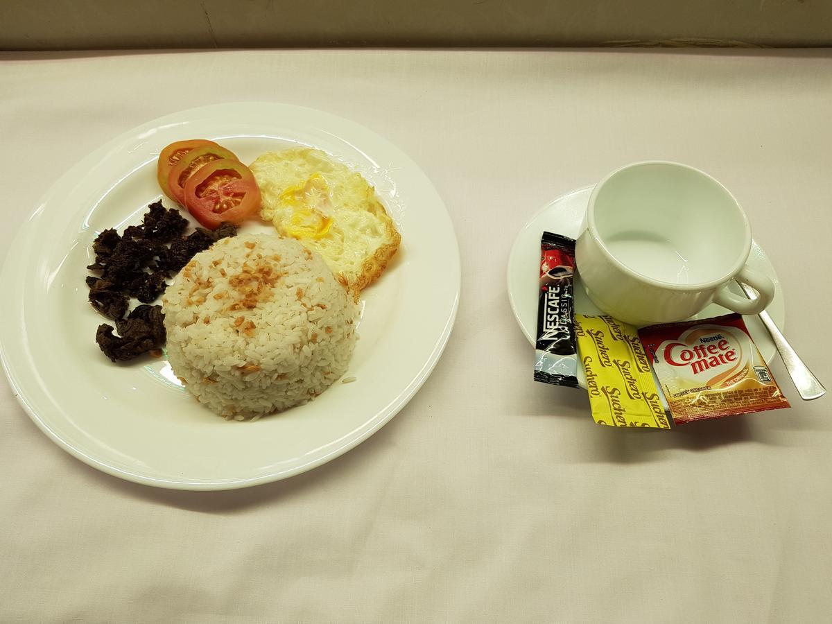 Eduardo'S Resort Calapan Ngoại thất bức ảnh